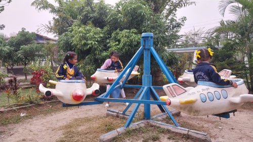 Picnic 2080 Below class 4