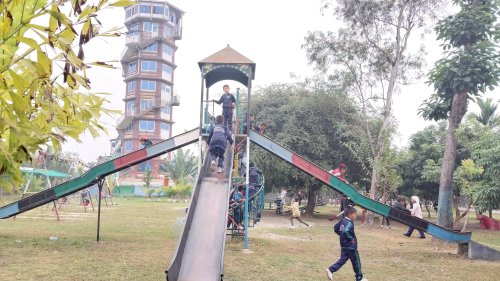 Picnic 2080 Below class 4