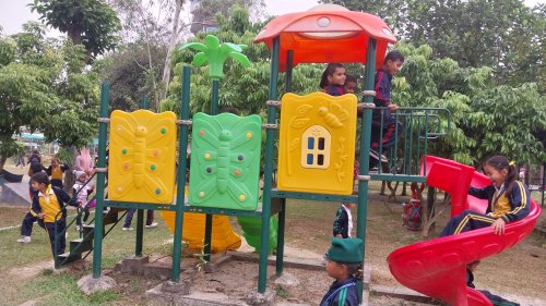 Picnic 2080 Below class 4